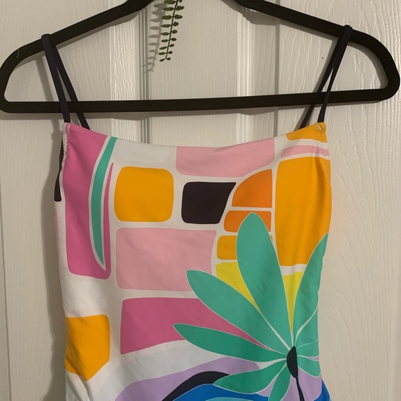 SALE⬇️‼️ NWT Trina Turk Mosaic Sunrise High leg - Picture 13 of 14